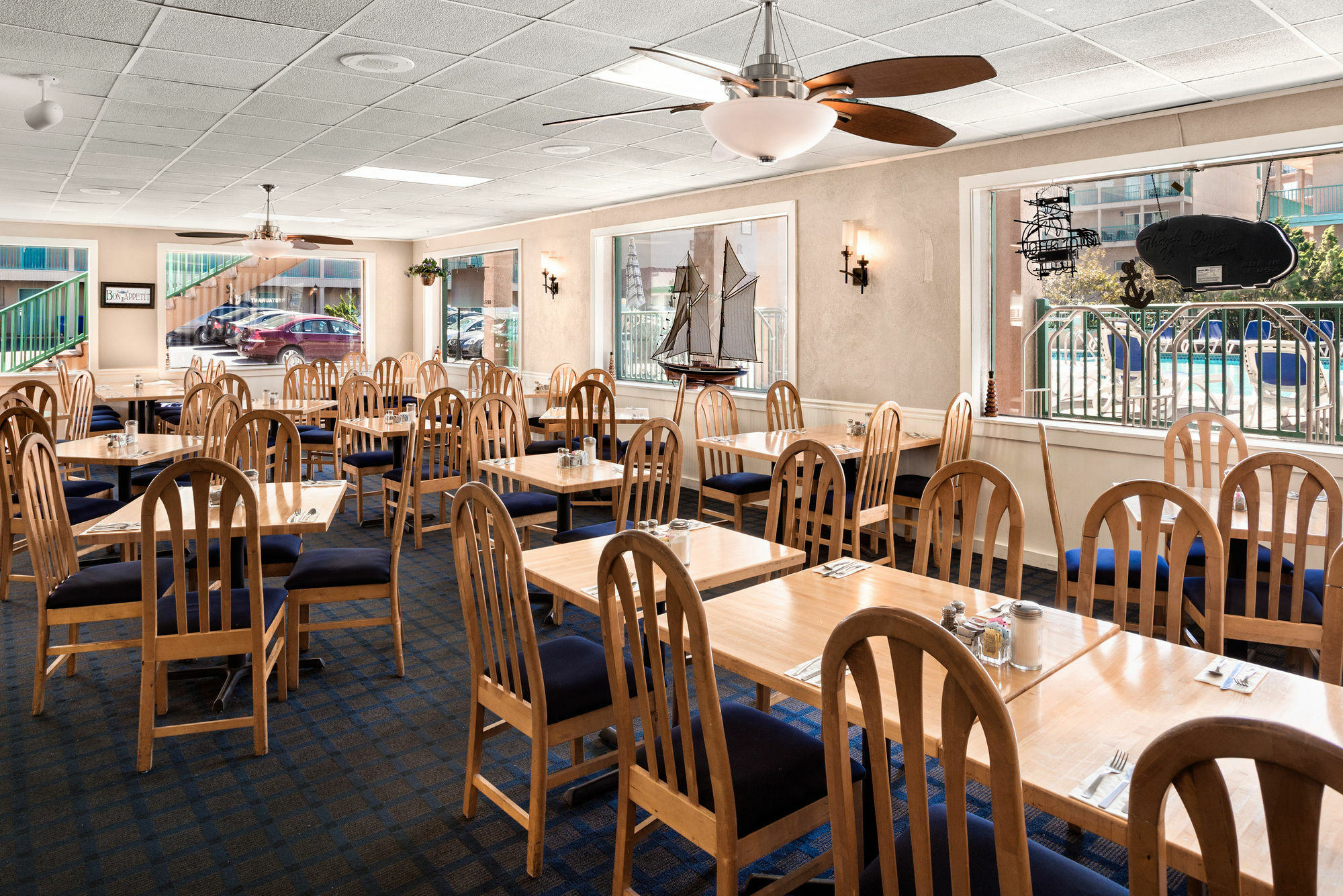 Days Inn By Wyndham Ocean City Oceanfront Exterior photo